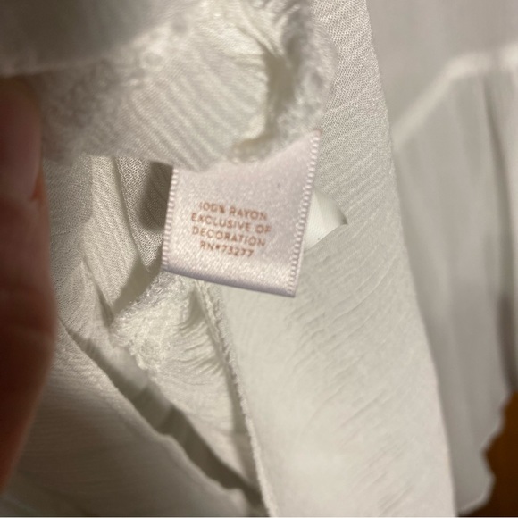 Lauren Conrad Sheer White High Low Top XXL - Picture 9 of 9